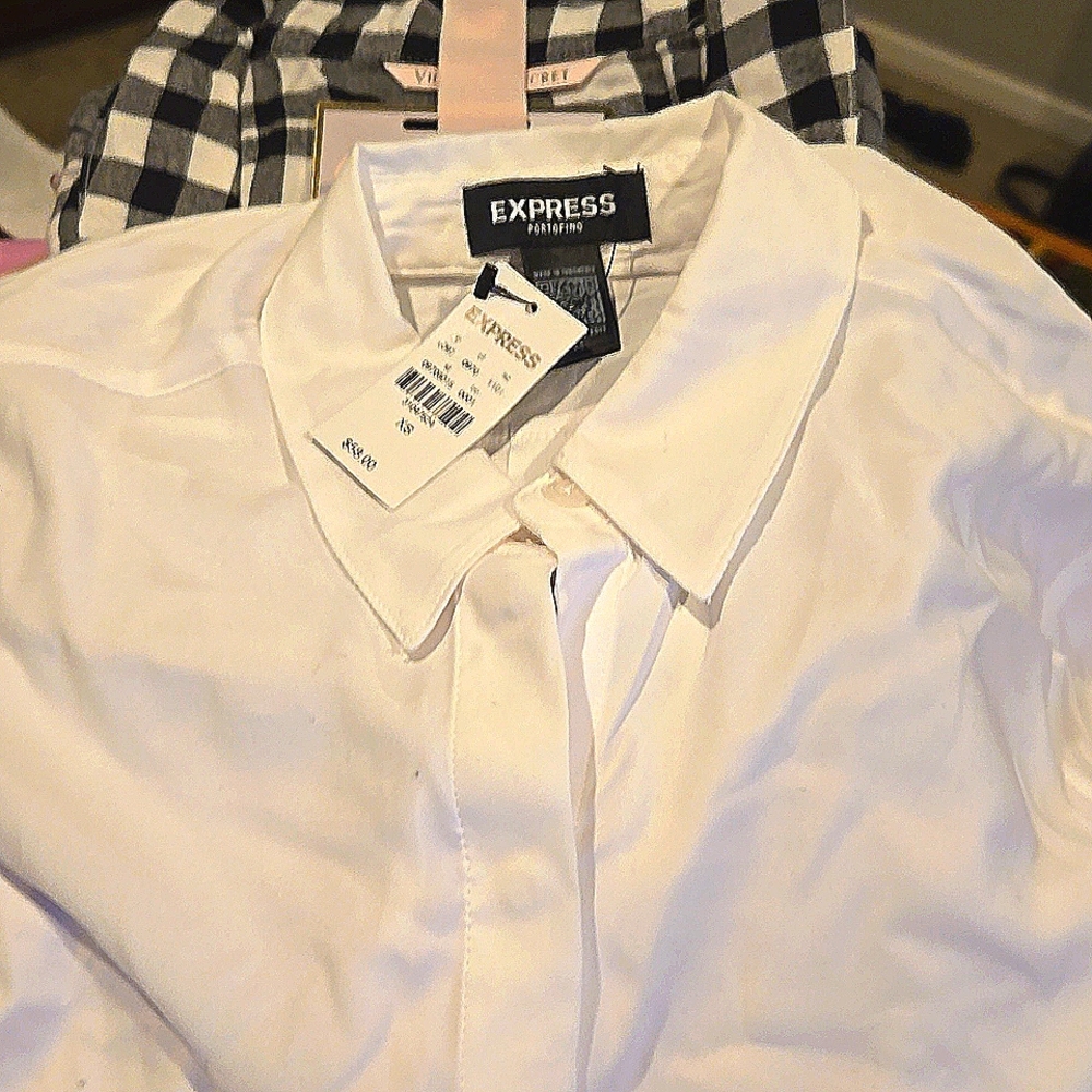 Long sleeve express button up shirt xs